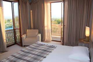 Отель Ambassadori Kachreti Golf Resort Kachretʼi Классический номер с кроватью размера «king-size» (в дополнительном здании)-3